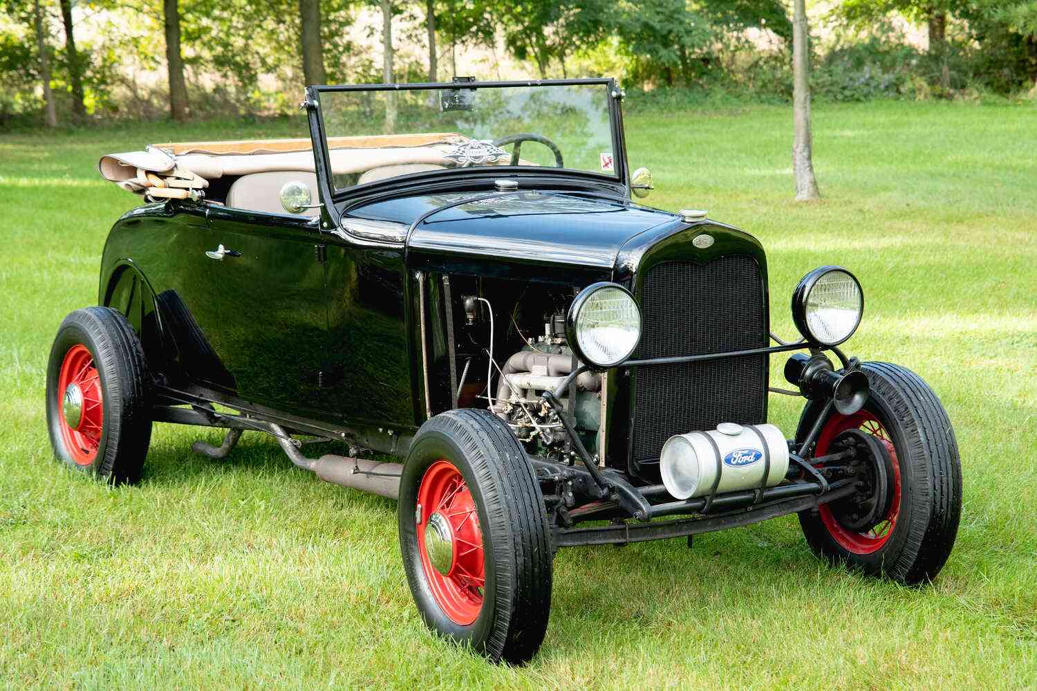 Historic cars, from Model A to Mustang