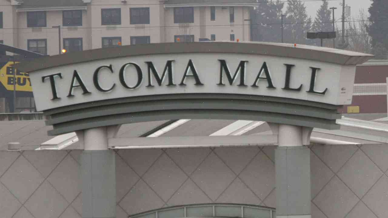 Clackamas County mall shooting: Shooting at Westfield Lake City mall, police say