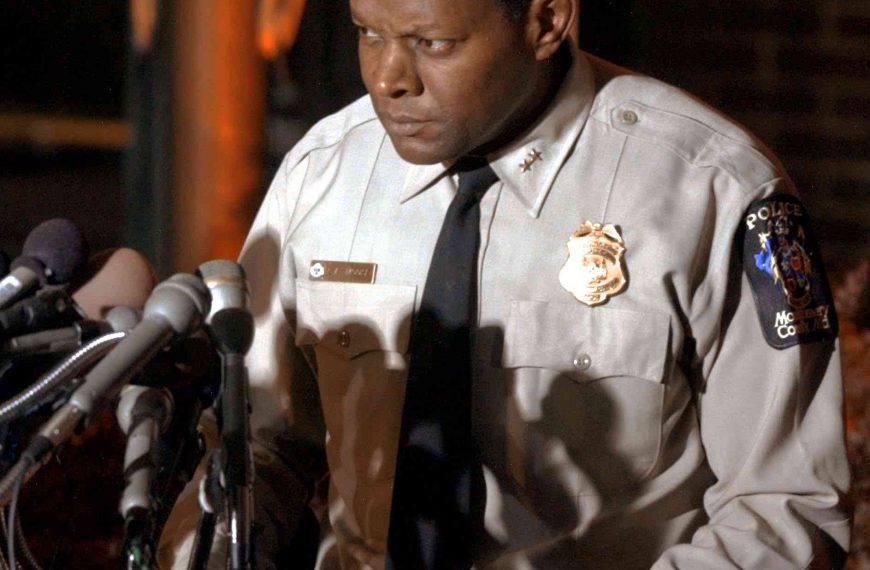 Charles Moose, former Montgomery County police chief in DC sniper case, dead at 68